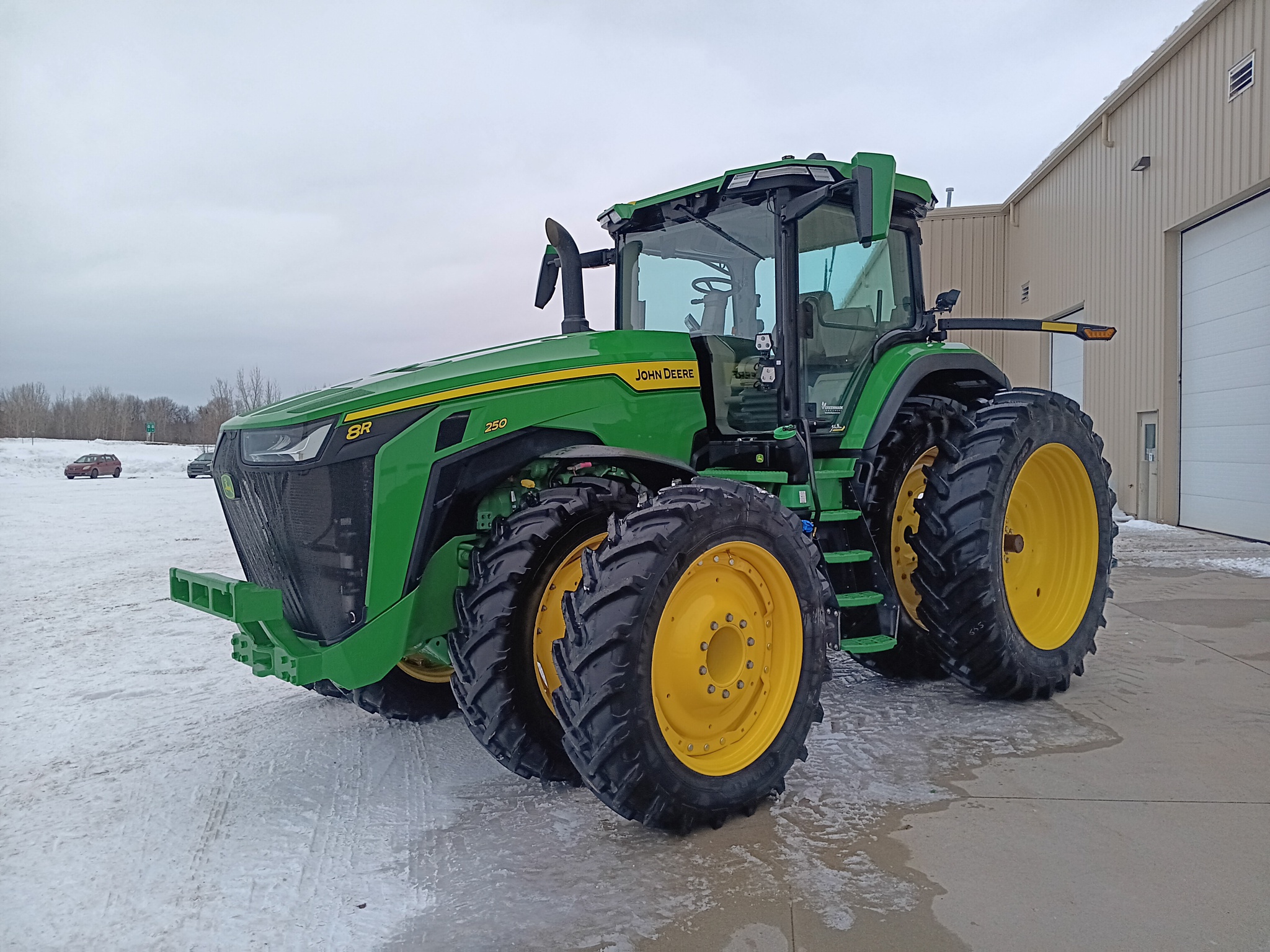 2024 John Deere 8R 250 Image 7
