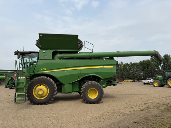 2022 John Deere S780 - Photo6