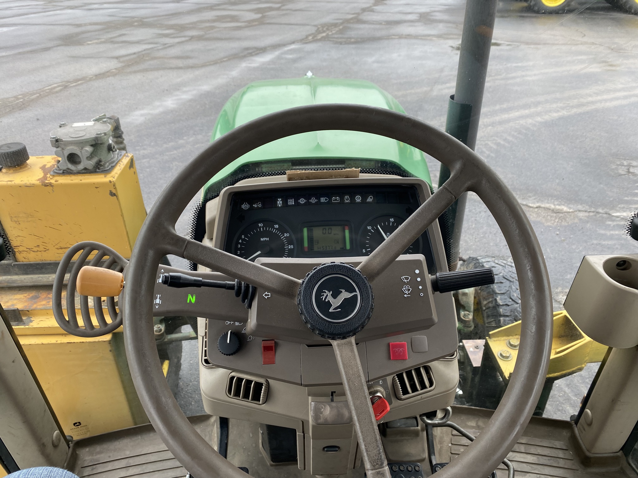 2011 John Deere 6330 Premium Image 4