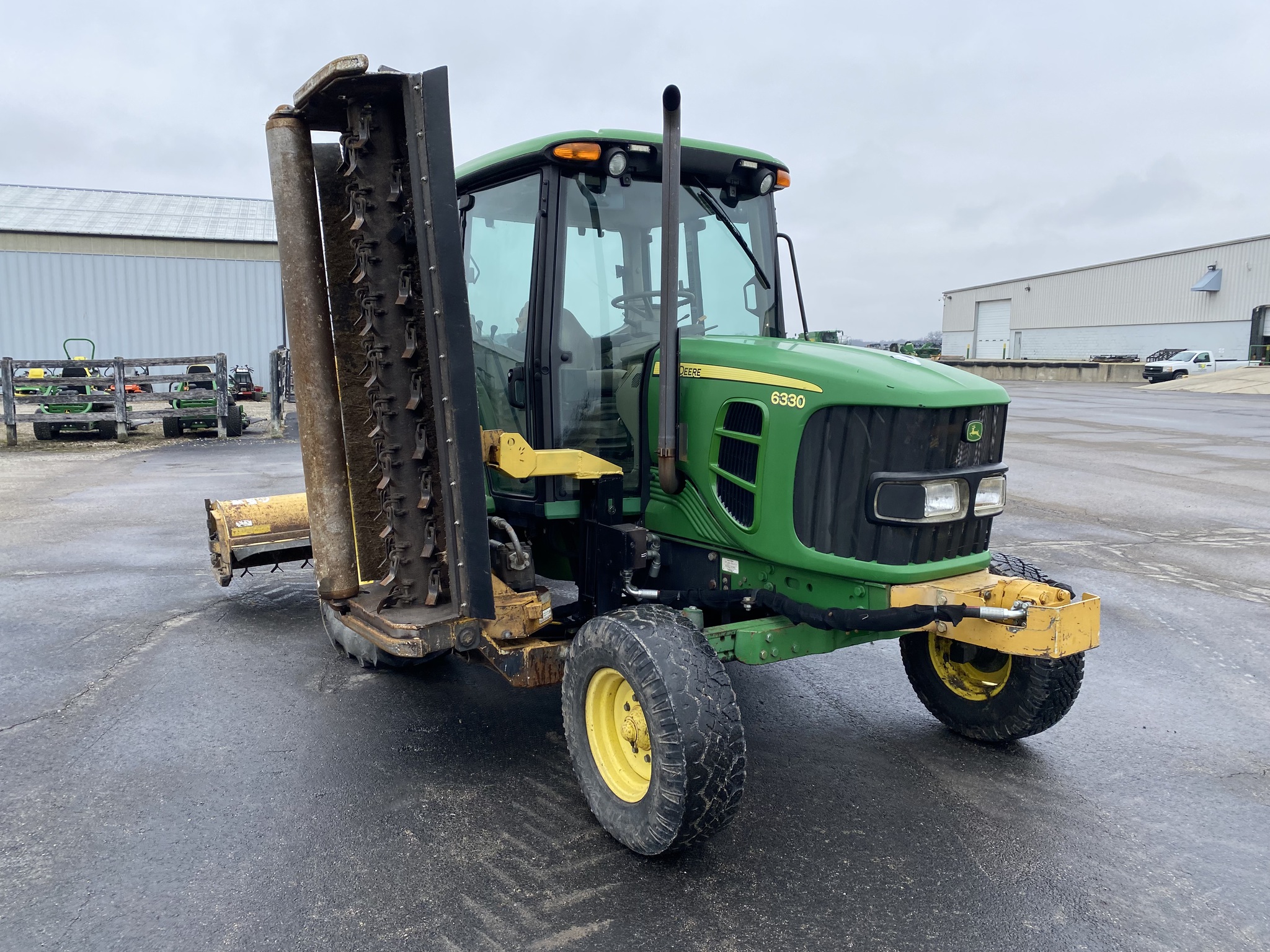 2011 John Deere 6330 Premium Image 7