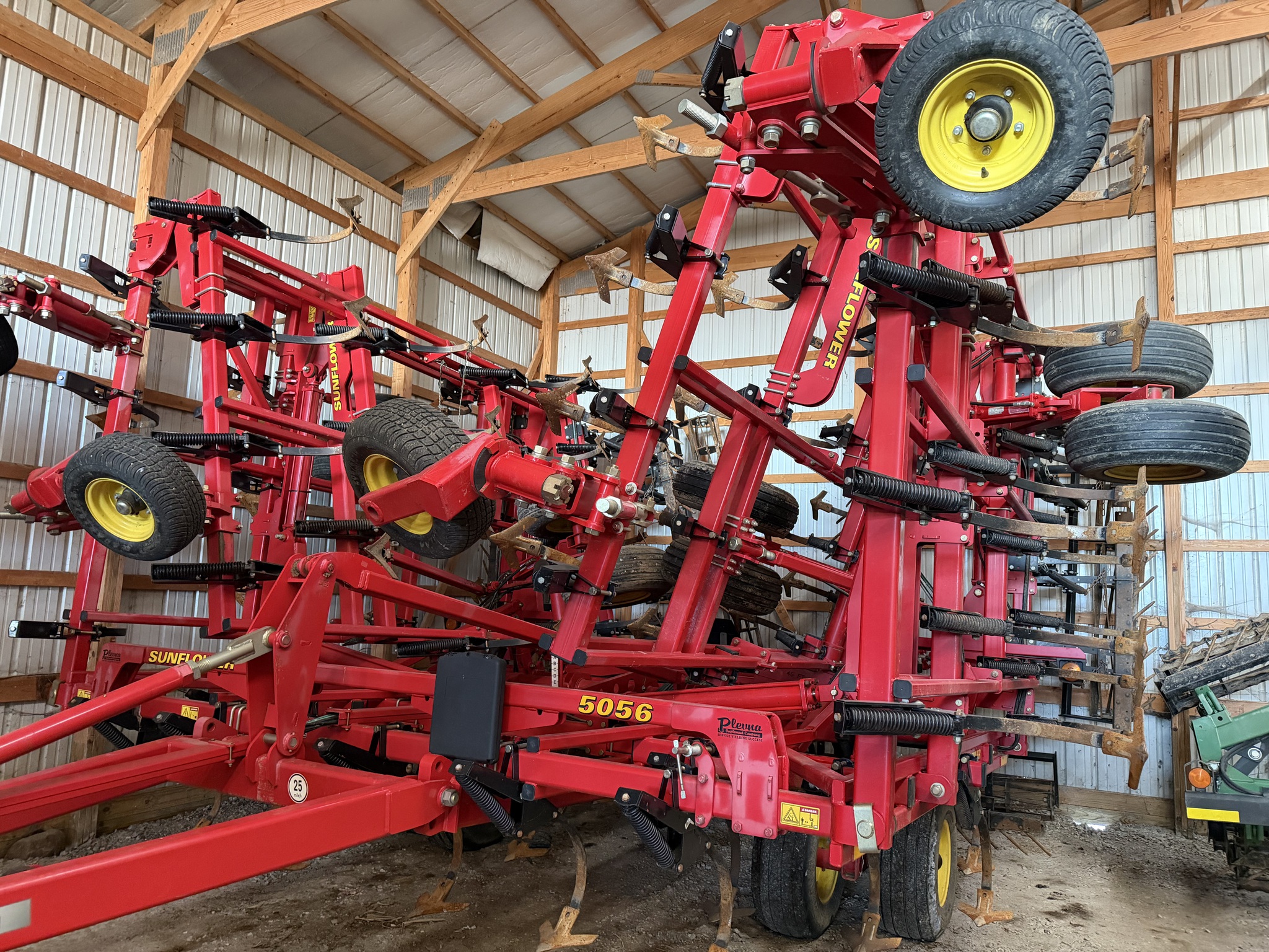 Sunflower 5056-45 Image 4