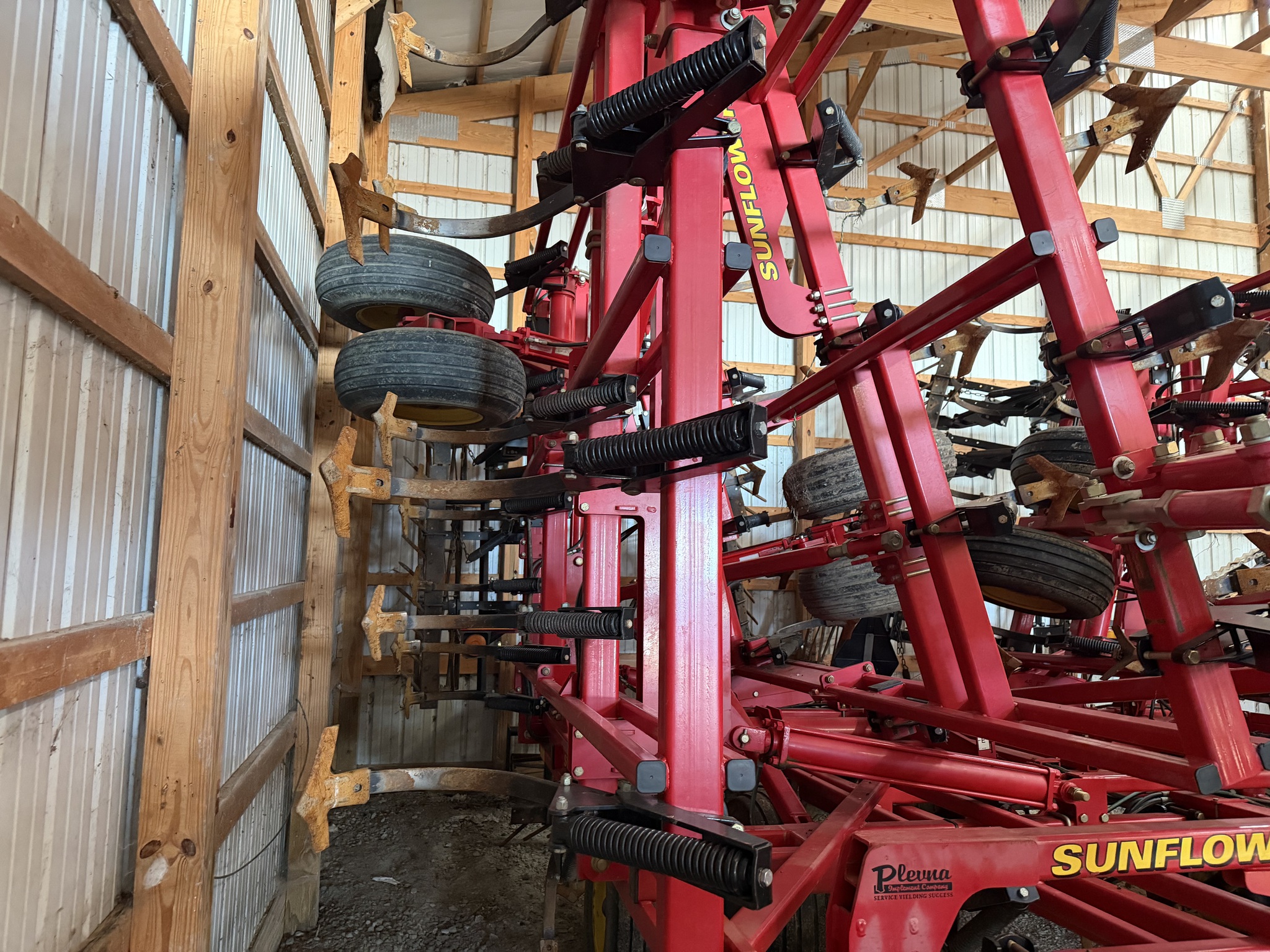 Sunflower 5056-45 Image 15