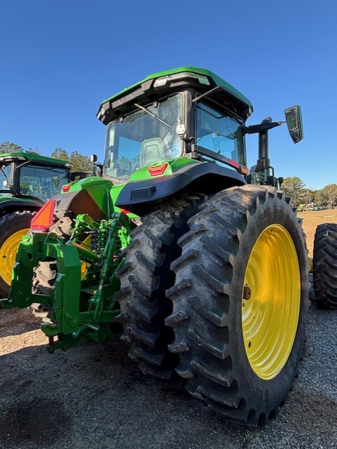 2024 John Deere 8R 340 Image 6