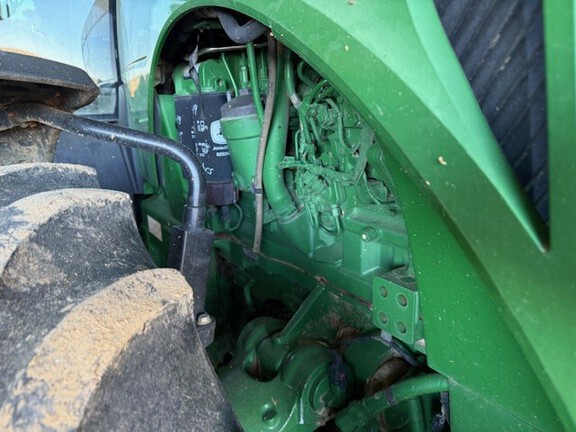 Photo of 2016 John Deere 8320R