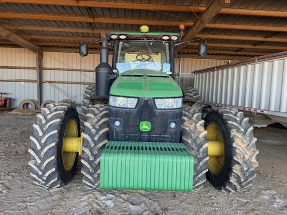 Photo of 2016 John Deere 8320R