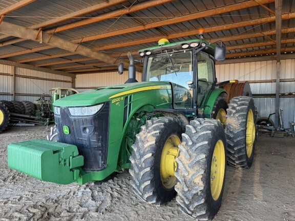 Photo of 2016 John Deere 8320R