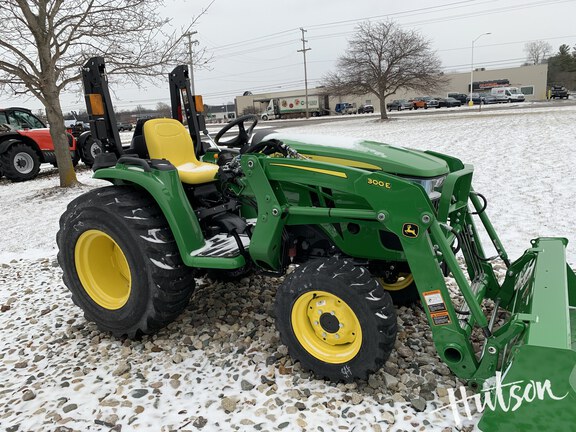 Photo of 2025 John Deere 3038E