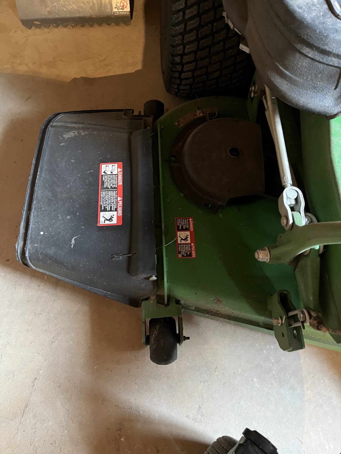 2018 John Deere Z920M Image 6