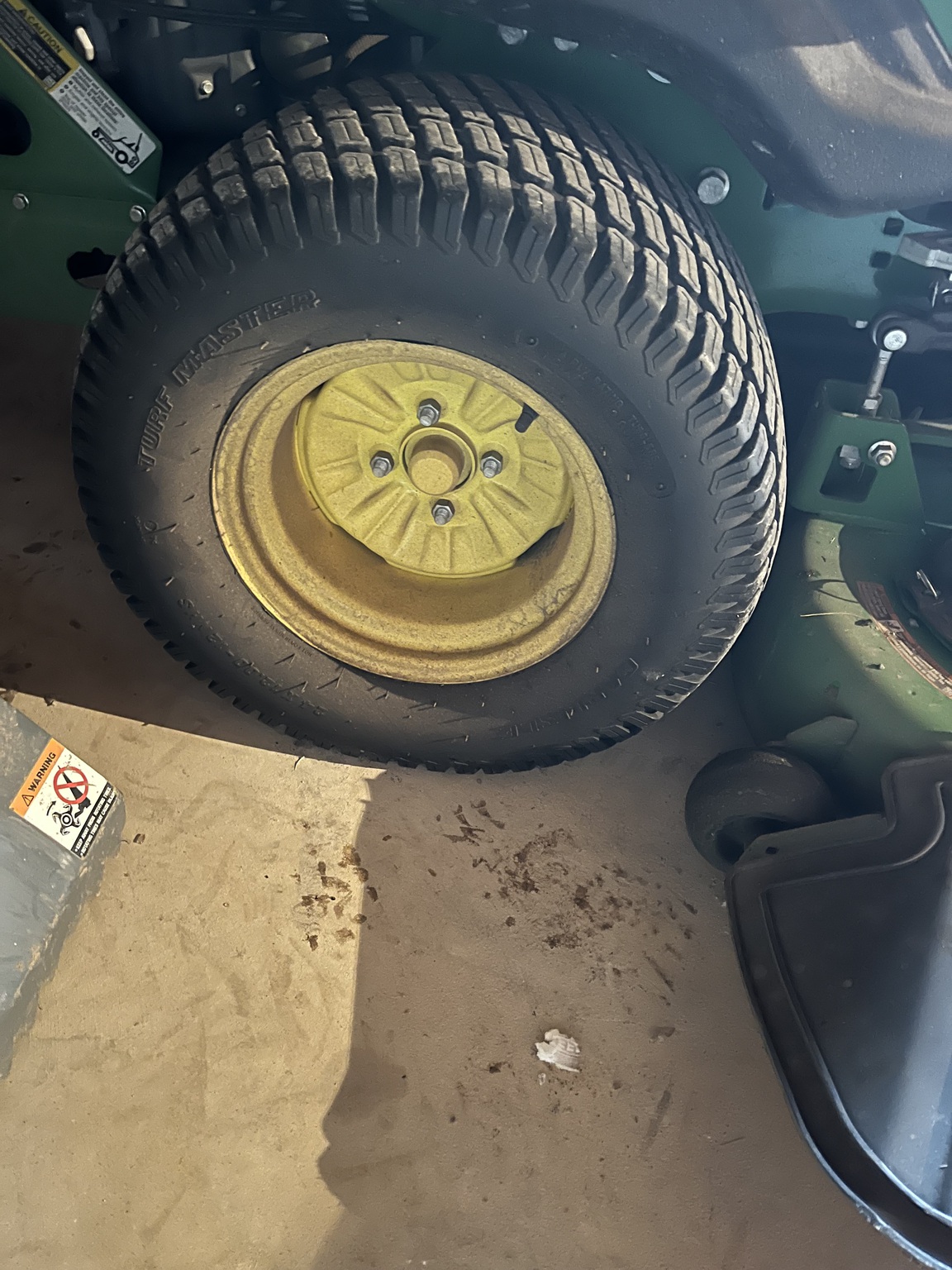 2018 John Deere Z920M Image 9