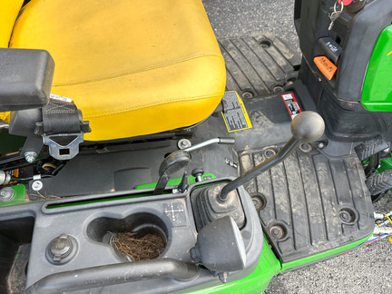 2021 John-Deere 1025R