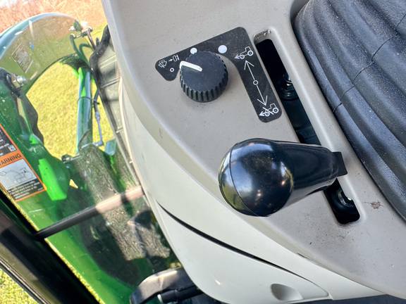 2024 John-Deere 3046R