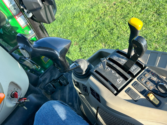 2024 John-Deere 3046R