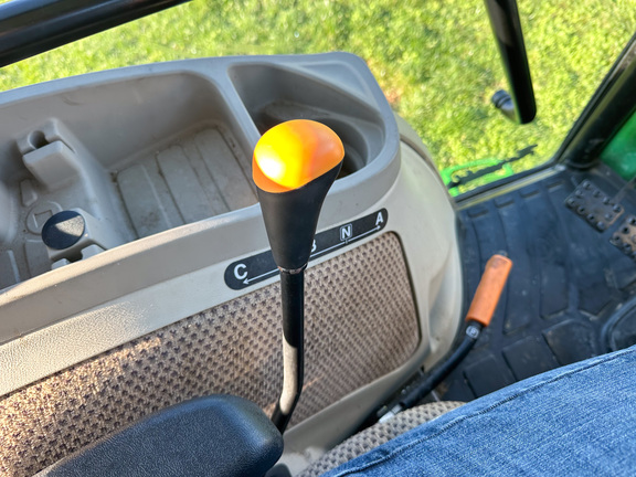 2024 John-Deere 3046R