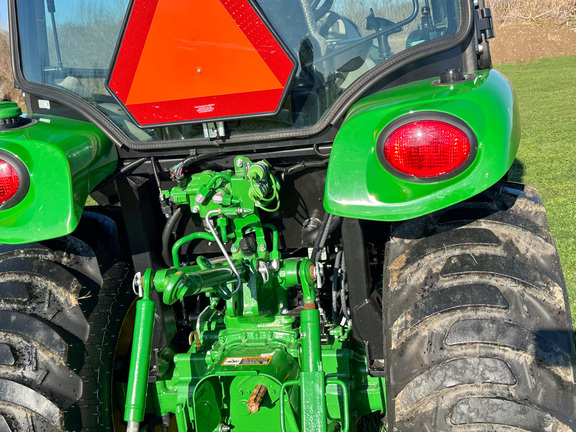 2024 John-Deere 3046R