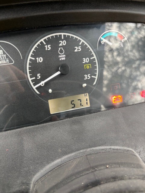 2021 John Deere 1025R Image 8