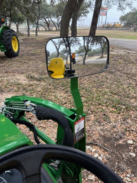 2021 John Deere 1025R Image 6