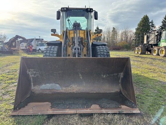 2010 Volvo L90F