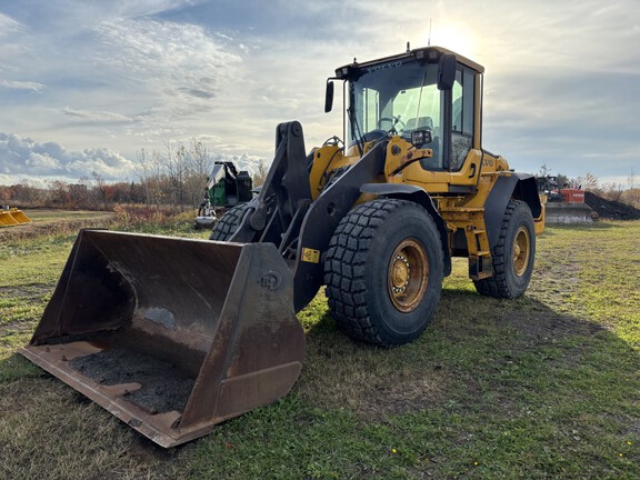 2010 Volvo L90F