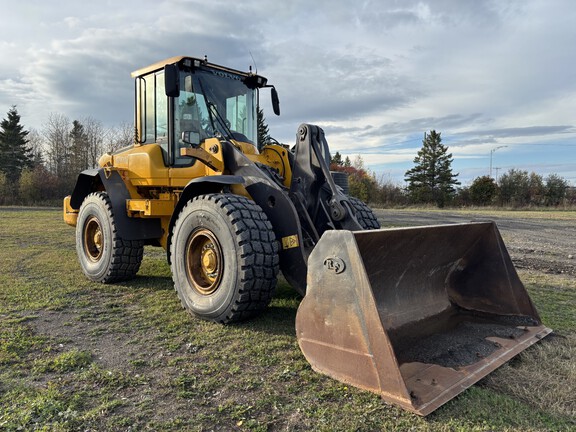 2010 Volvo L90F