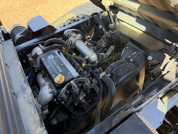 2018 John Deere XUV 835M - Photo18