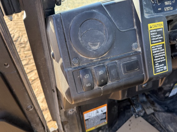 2018 John Deere XUV 835M - Photo21