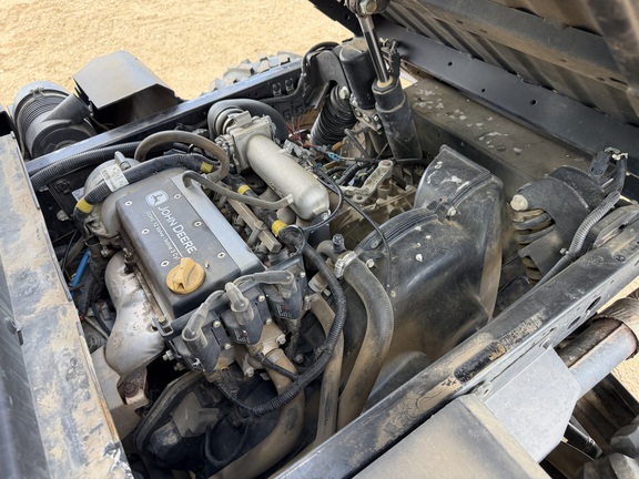 2018 John Deere XUV 835M - Photo18