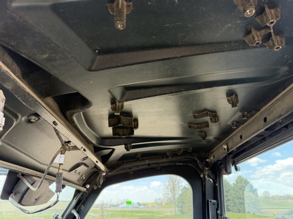 2018 John Deere XUV 835M - Photo19