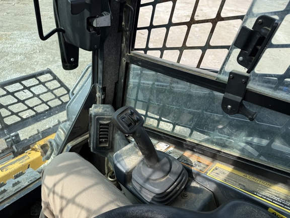 Photo of 2020 John Deere 331G