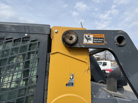 Photo of 2020 John Deere 331G