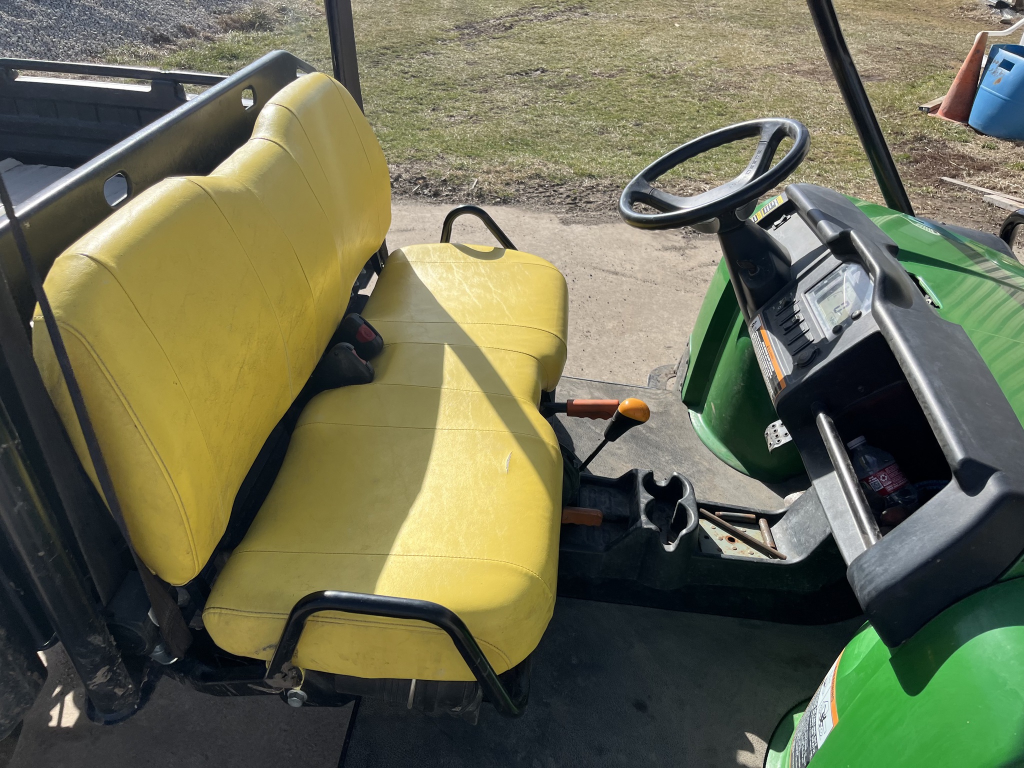  2011 John Deere XUV 825I GREEN at Heritage Tractor in Atchison, KS