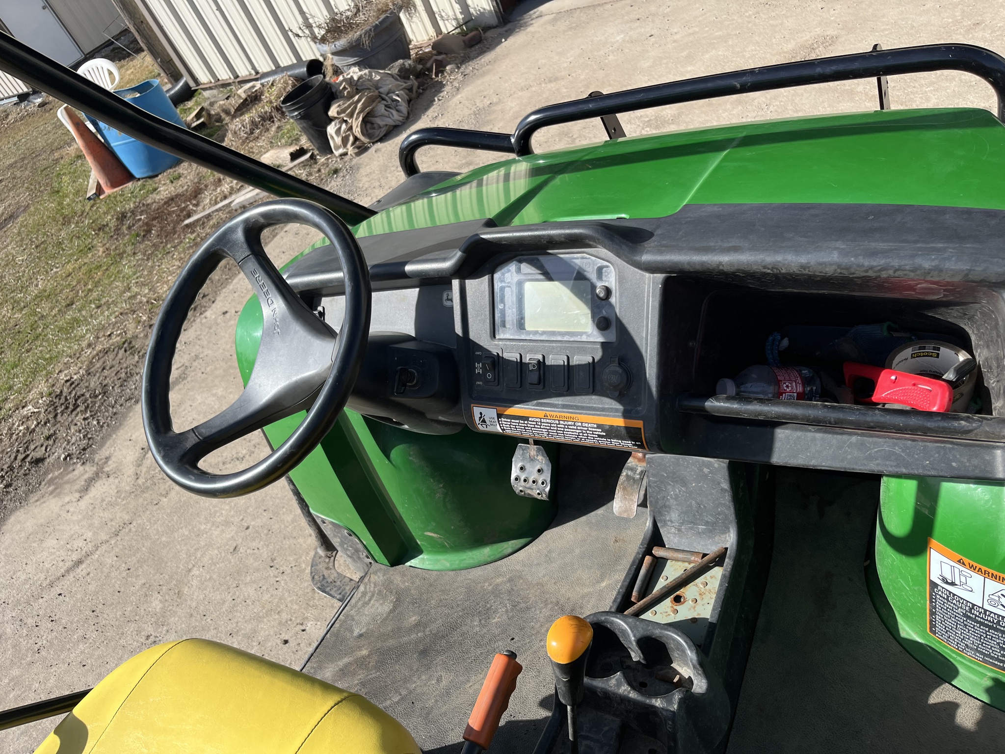  2011 John Deere XUV 825I GREEN at Heritage Tractor in Atchison, KS