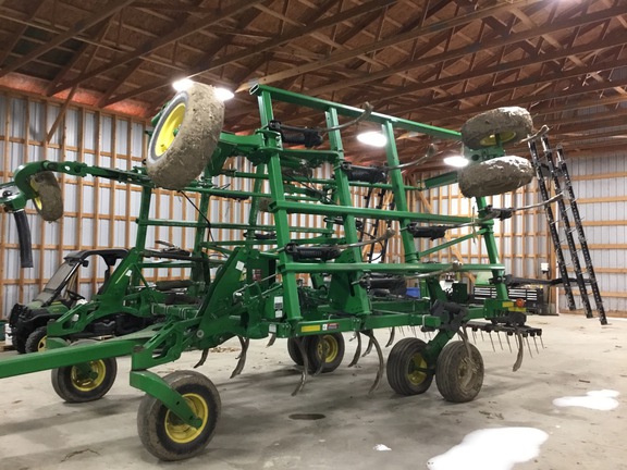 2012 John-Deere 2410