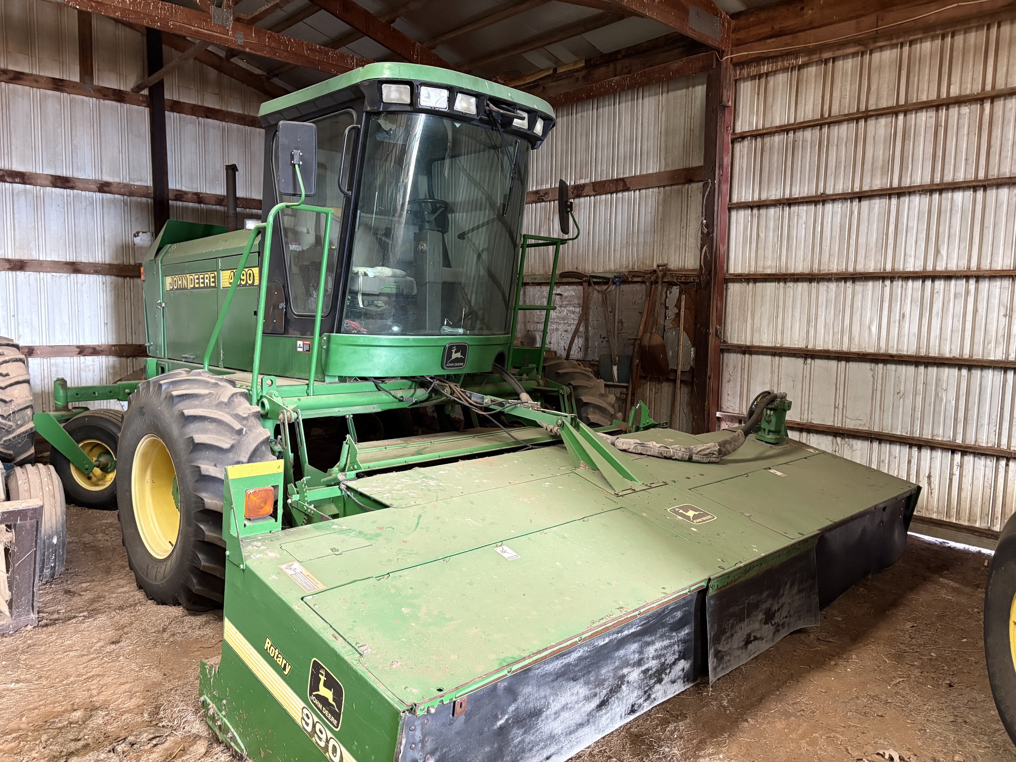 2002 John Deere 4990 Image 1
