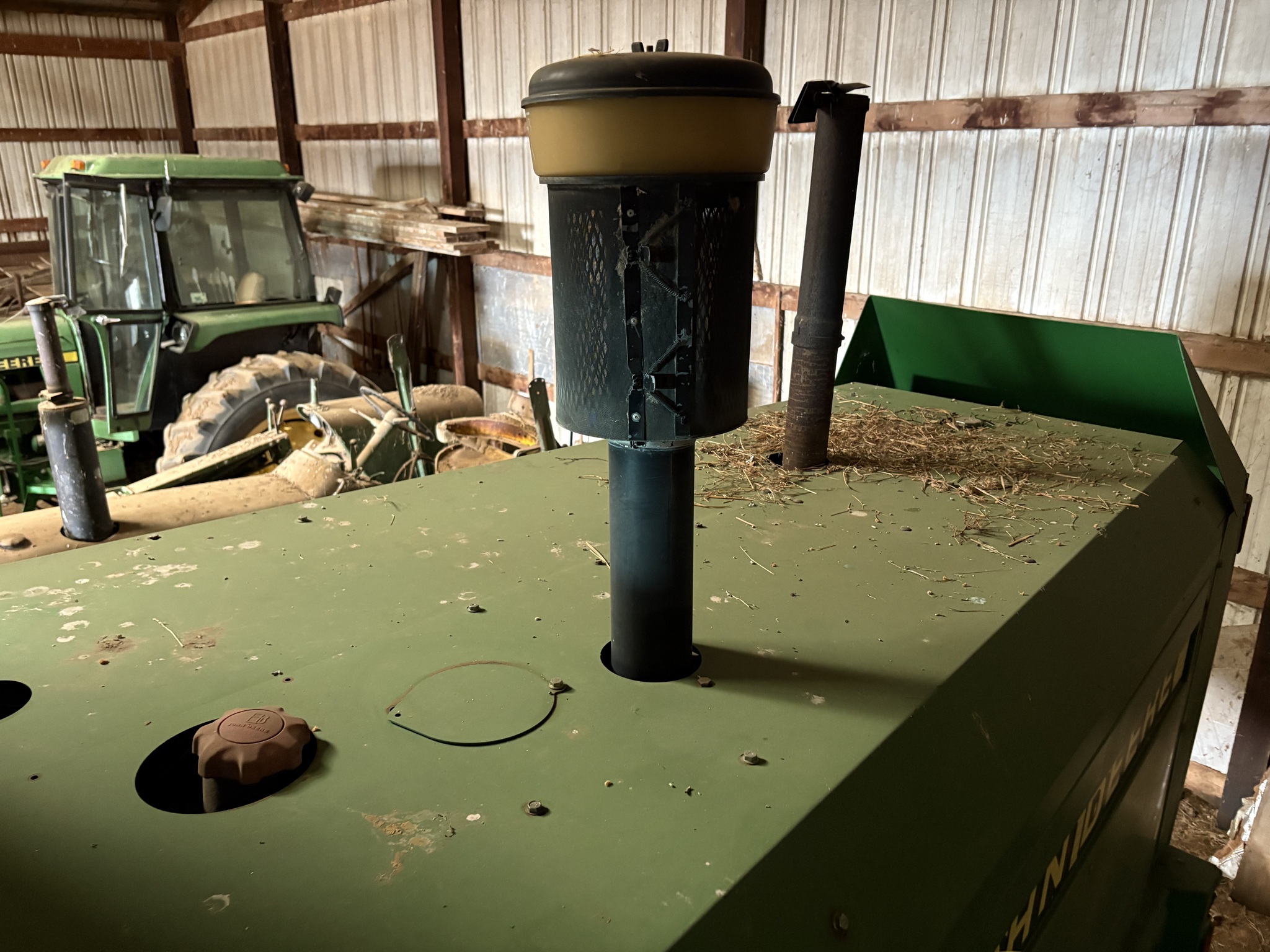 2002 John Deere 4990 Image 9