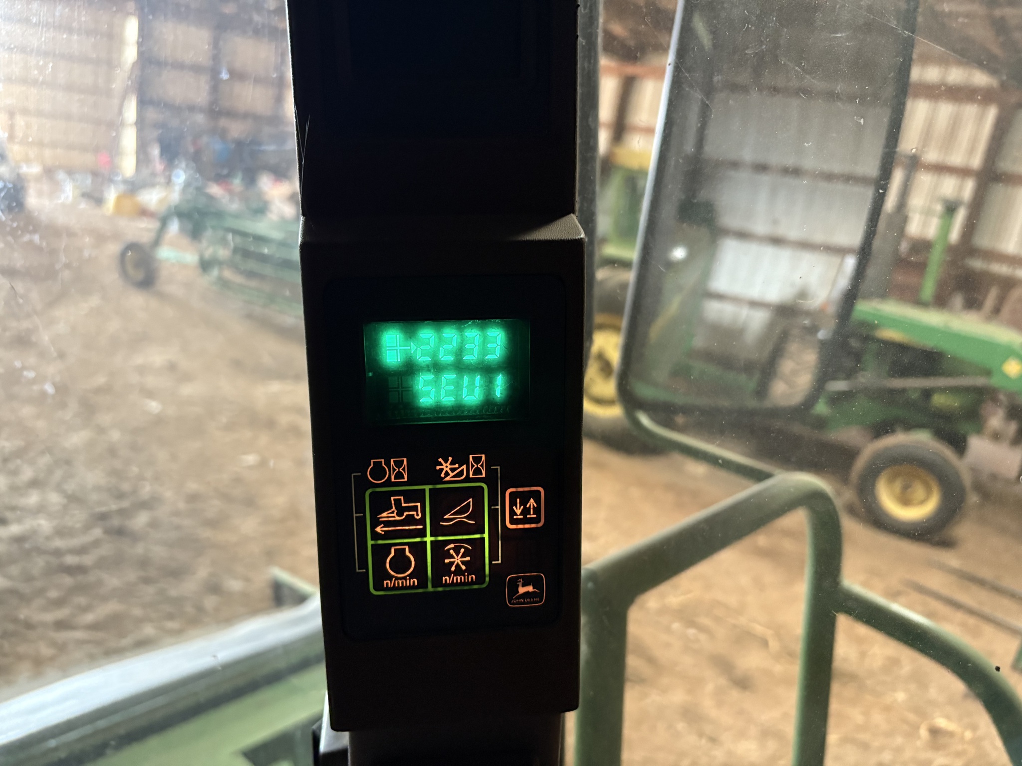 2002 John Deere 4990 Image 5