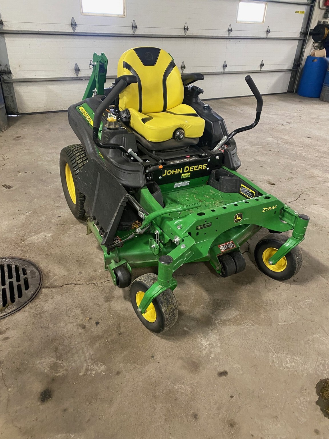 2018 John Deere Z915E Image 4
