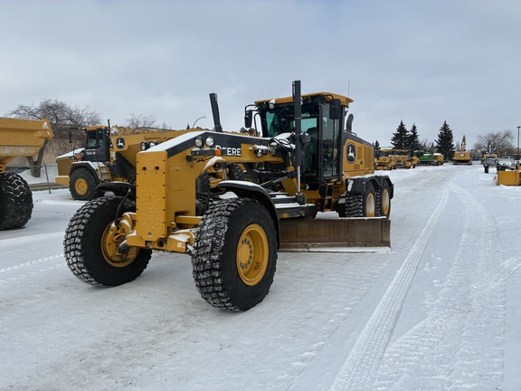 Photo of a 2021 John Deere 772G