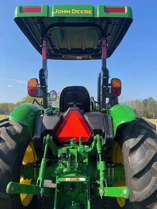 2023 John Deere 5050E Photo 8