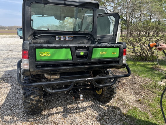 Photo of 2022 John Deere XUV 835M