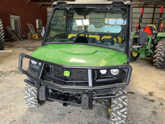 Photo of 2022 John Deere XUV 835M