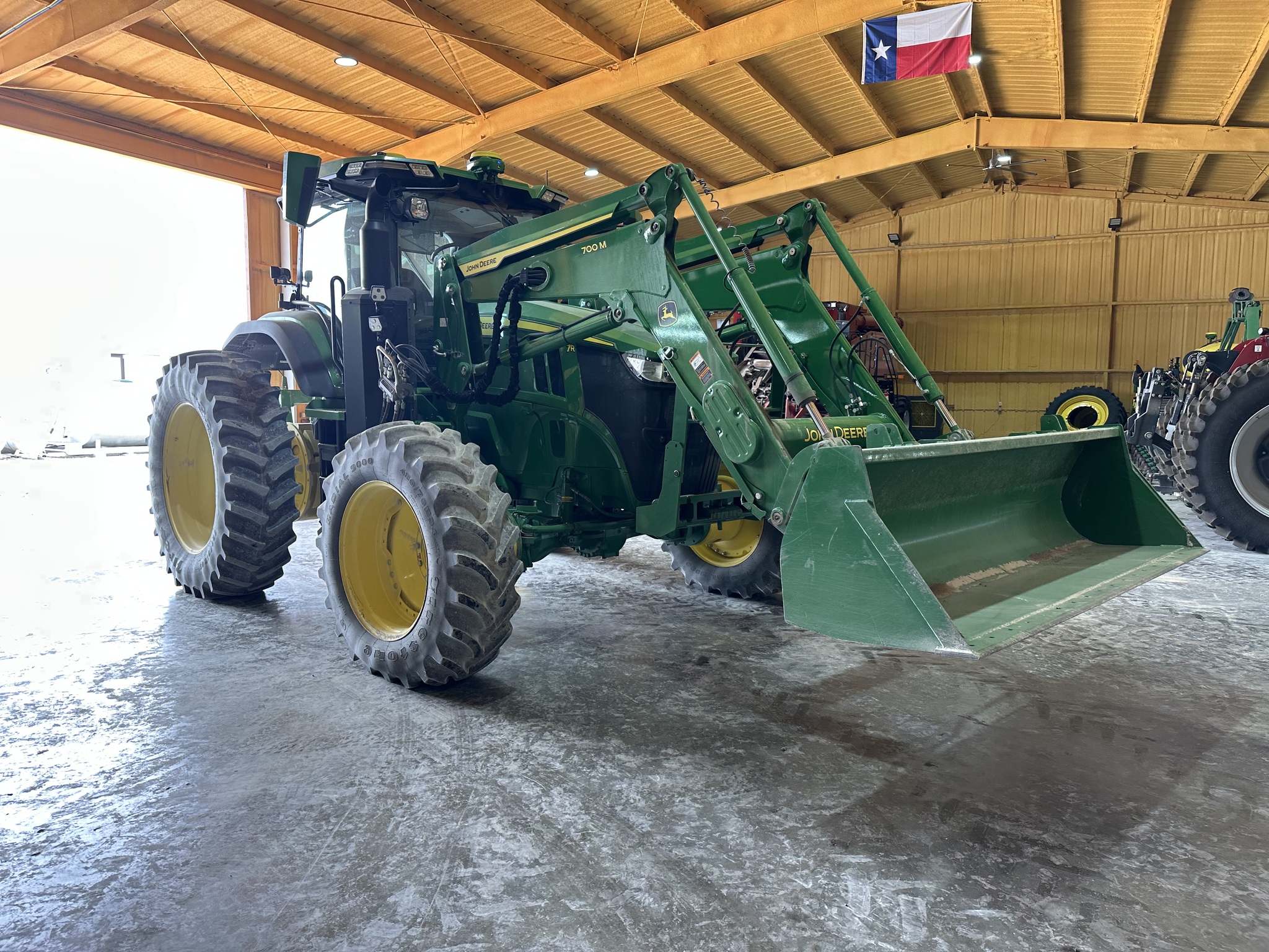  2021 John Deere 7R 230 at Heritage Tractor in Joplin, MO