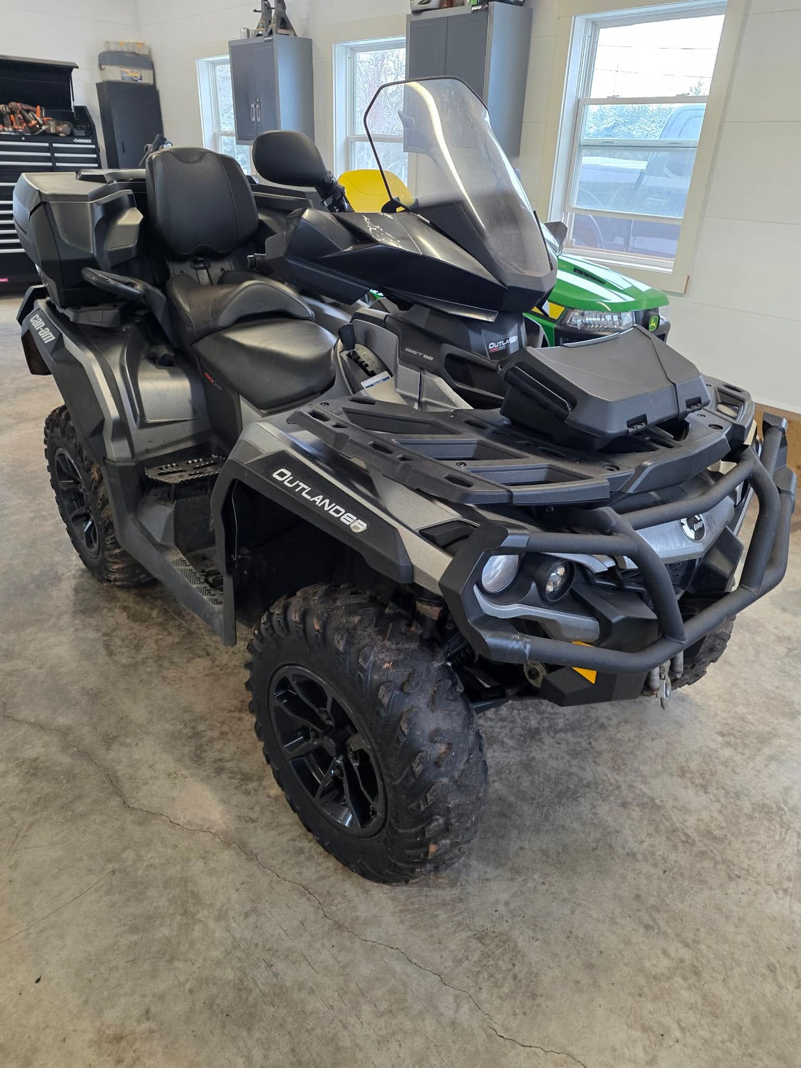 2017 Can-Am Outlander MAX XT 1000 Image 1