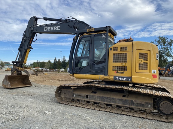 2018 John Deere 245G LC