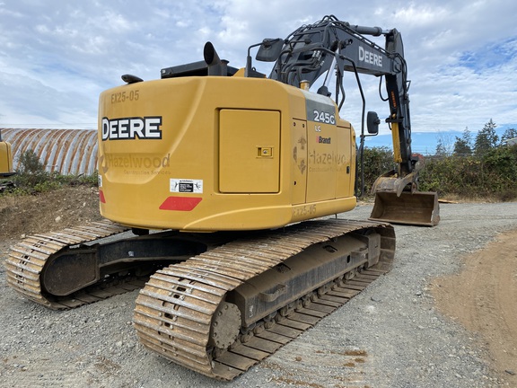 2018 John Deere 245G LC