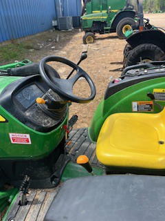 2024 John Deere 4044M Photo 5