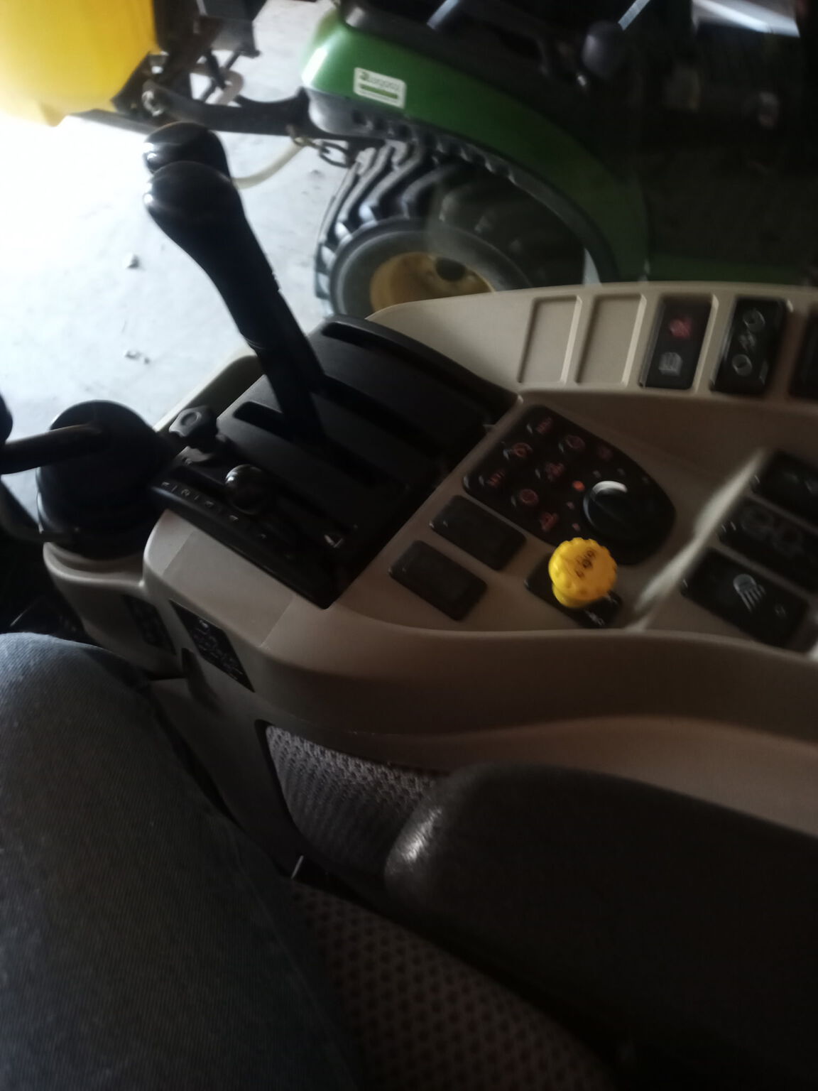  2019 John Deere 4066R at Heritage Tractor in Harrison, AR