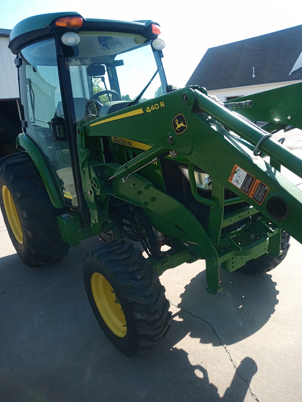  2019 John Deere 4066R at Heritage Tractor in Harrison, AR