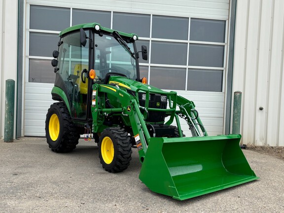  John Deere 2025R