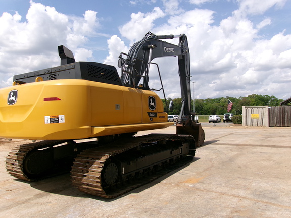 2024 John Deere 300 P-Tier