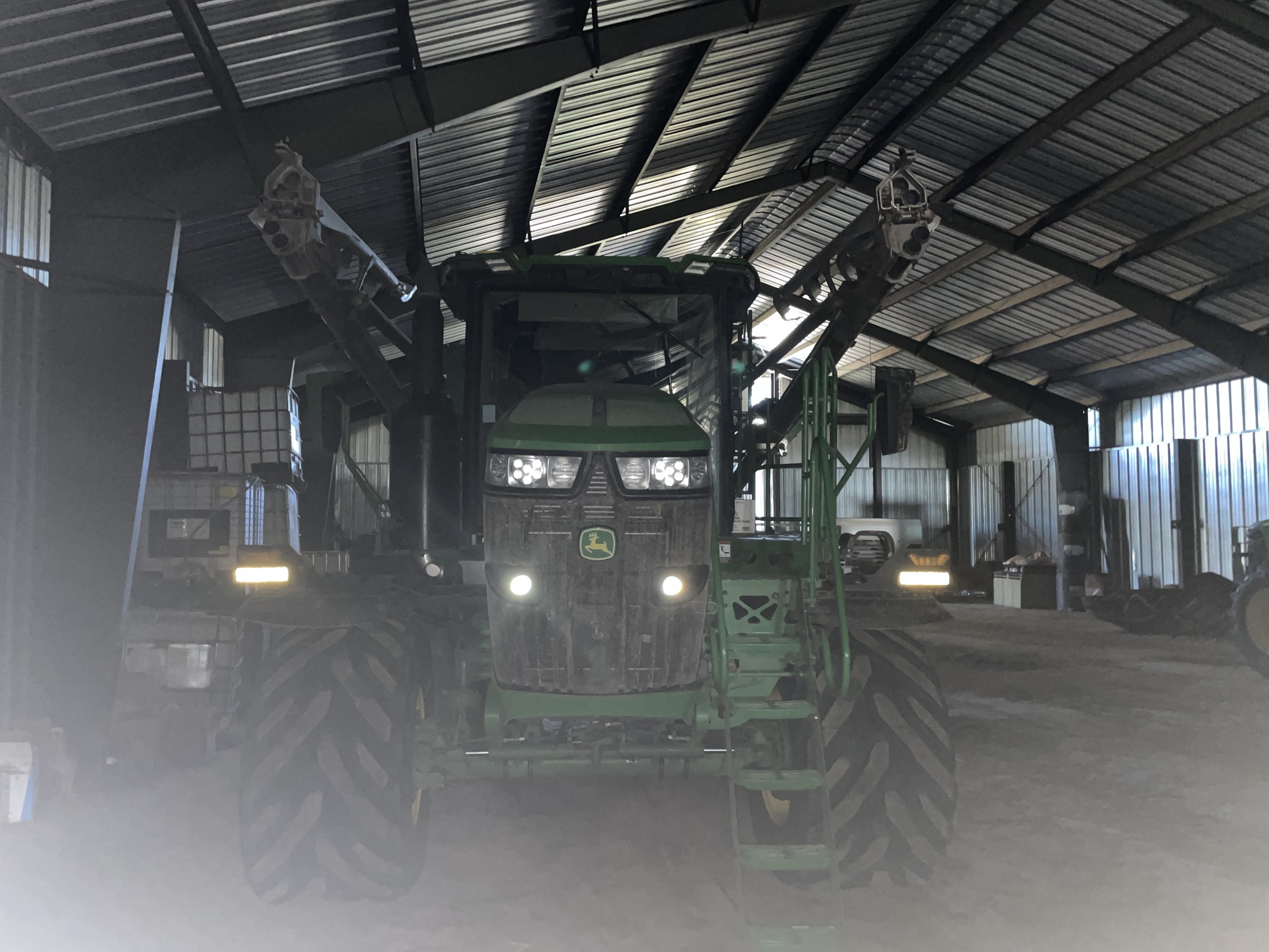 2023 John Deere 800R Image 36